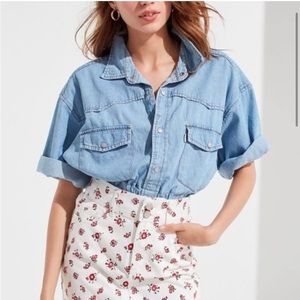 UO - BDG Double-Button Floral Mini Skirt Size M